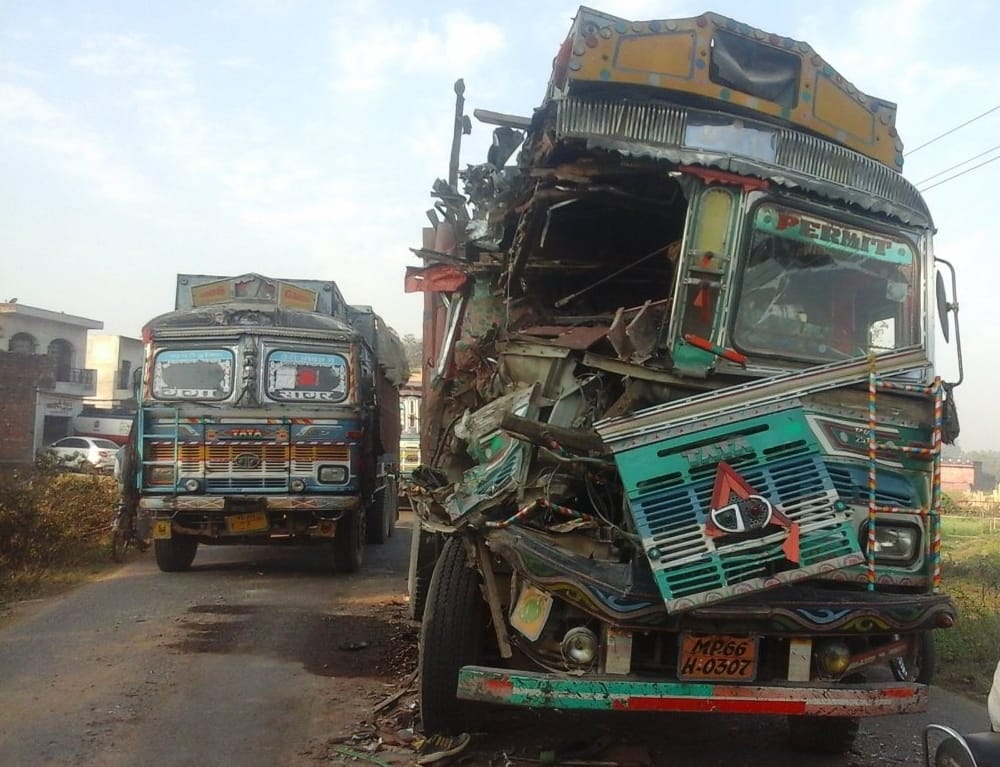Three-hour traffic jam hostile interrupted