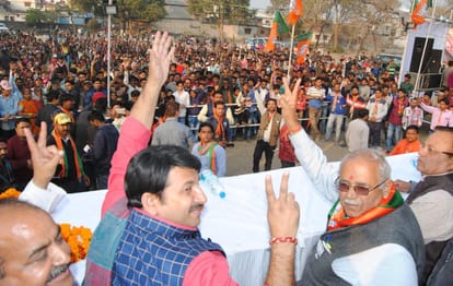 bjp leader manoj tiwari rally in uttarakhand