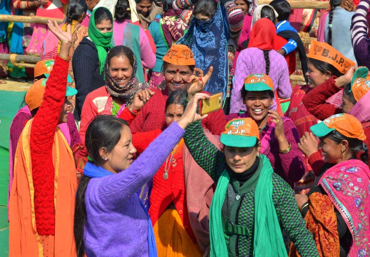 pm modi praises uttarakhand public in garhwali language