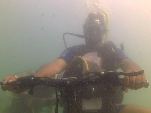 unique deed by chandigarh police incpector daljinder singh drives cycle under 30 feet in sea 