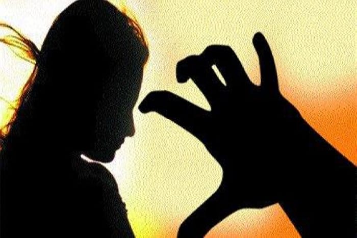 sale of young woman in 35 thousand 