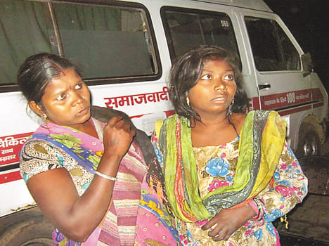 Stone-laden dumper reflex, a death, nine injured