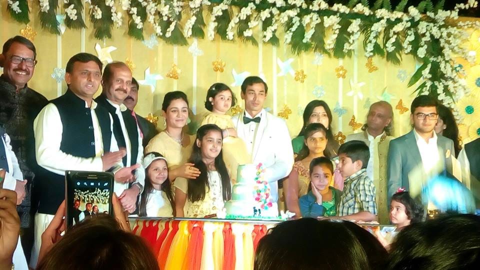 love story of prateek yadav and aparna yadav.