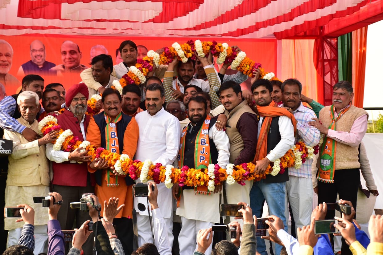 sanjeeb baliyan attack at maya and akhilesh in raily