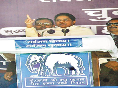 maya attacks on akhilesh work