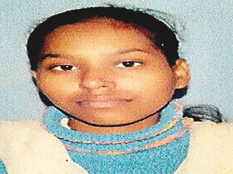 Tanker collision bikes, student killed