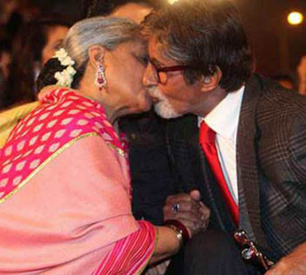 kiss day special story about bollywood celebrities