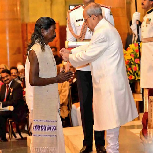 Success Story Of A Man Who Was Awarded Padma Shri For Contribution In Udiya Litreture