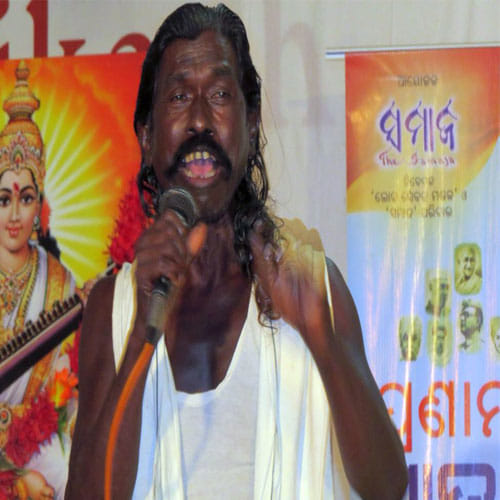 Success Story Of A Man Who Was Awarded Padma Shri For Contribution In Udiya Litreture