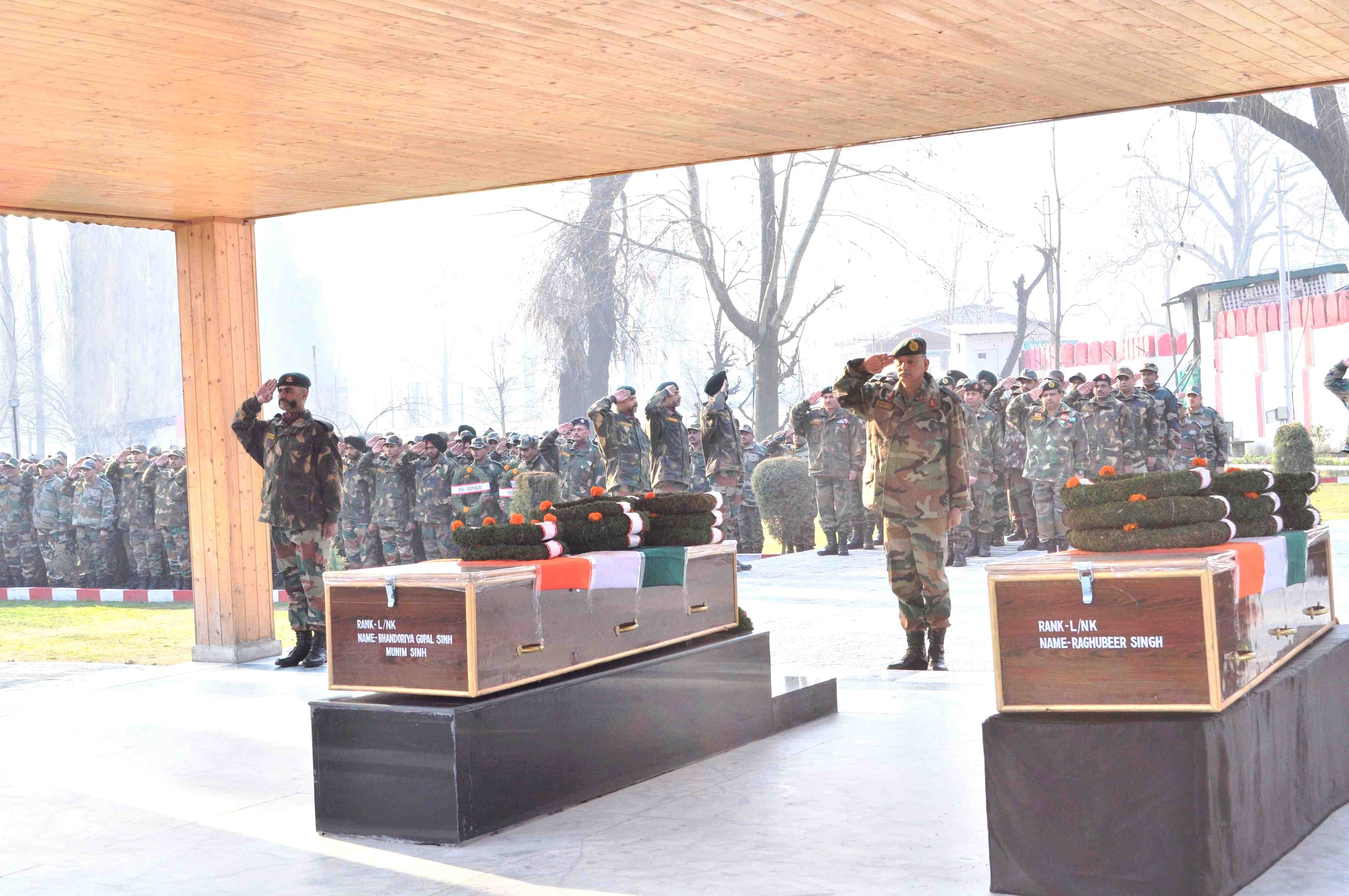 army paid homage to martyrs of kulgam