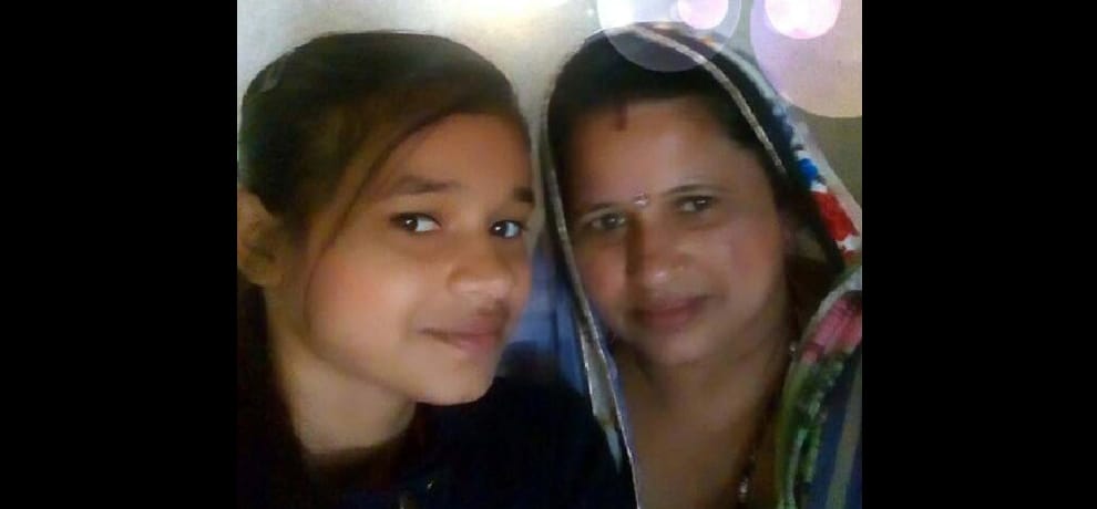 man committed suicide after killing wife and daughter in delhi
