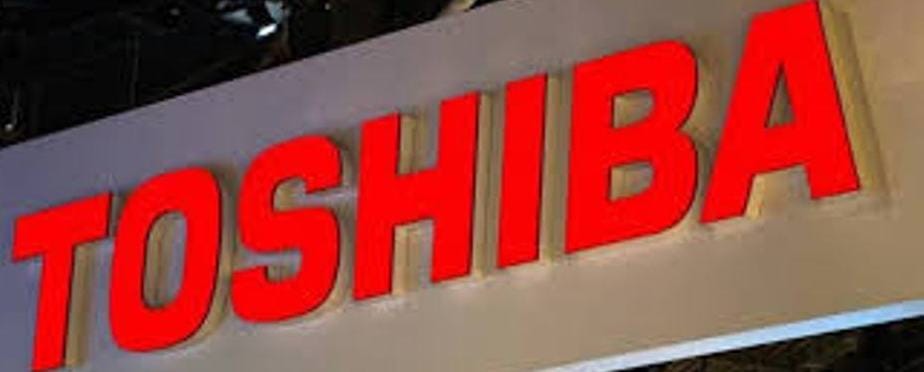 Toshiba chairman quits post over huge losses