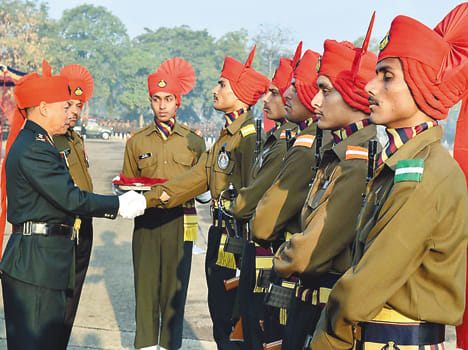 125 die on the country's young to join the army under oath