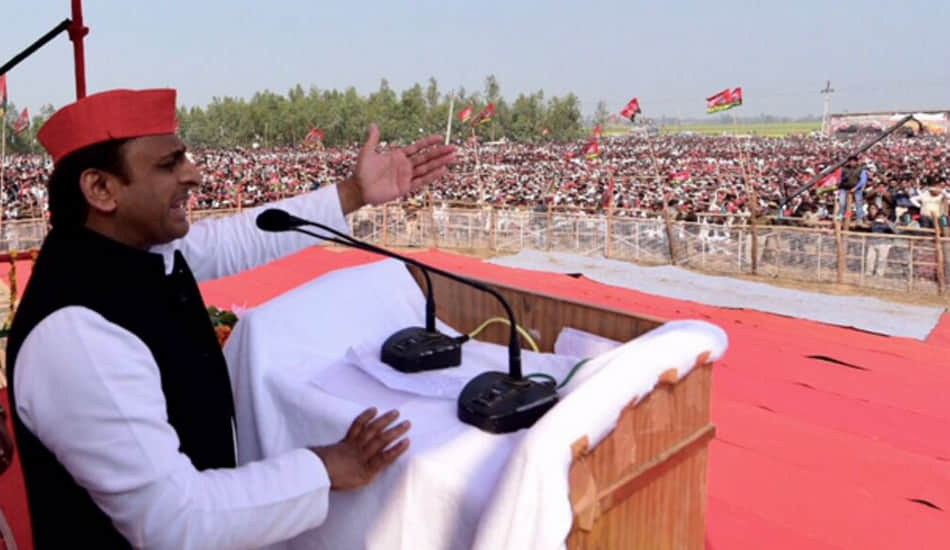 akhilesh yadav comment on pm narendra modi 