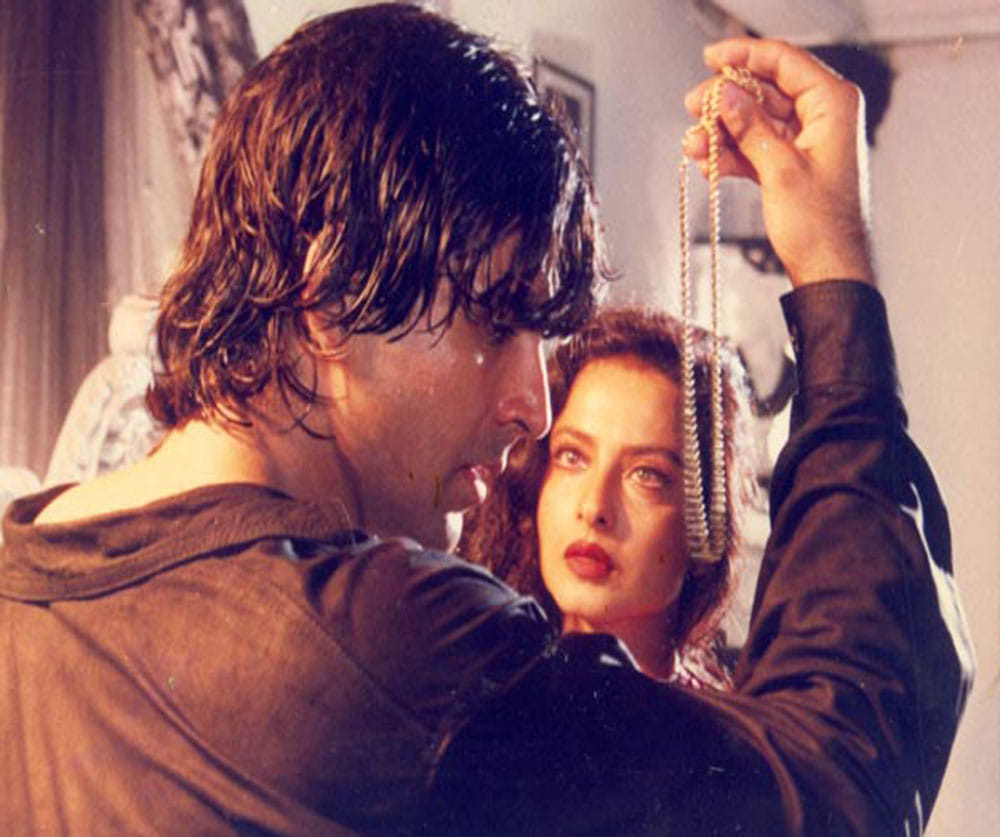 FlashBack : Raveena got insecured seeing Akshay in this heroine's arms