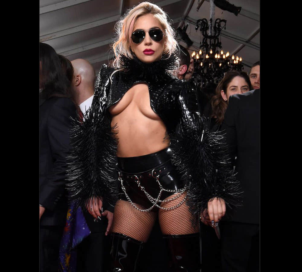 lady gaga outfit in grammy awards