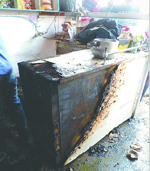 Leakage in the gas cylinder, restaurant fire