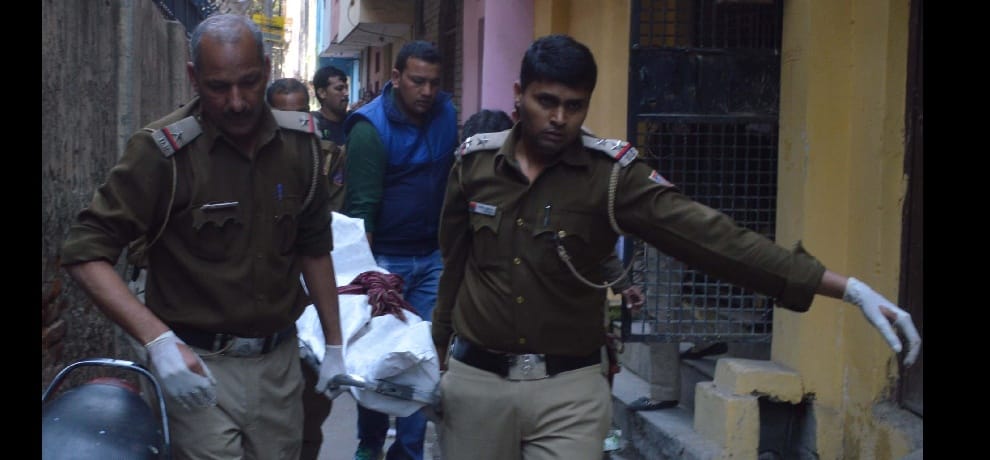 Valentine's Day: The head separated from the torso wife spent two days with the bodies of