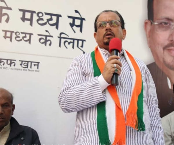 maroof khan is adamant in taking part in election