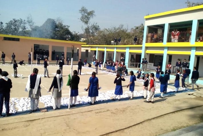 Moginand School Students Fly 7730 Areoplane against Drug Use.