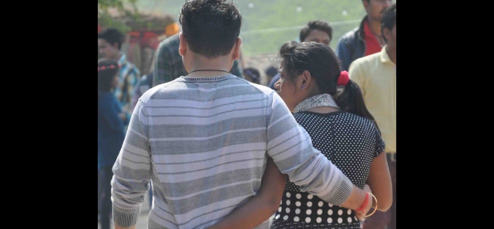 Valentine's Day: Love the show painted Surajkund Mela