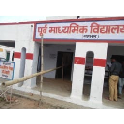 14 lakh voter aaj chunege char vidhayak
