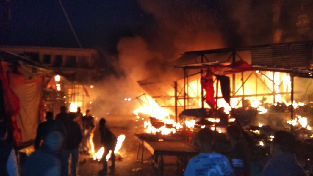 three houses burnt in fair