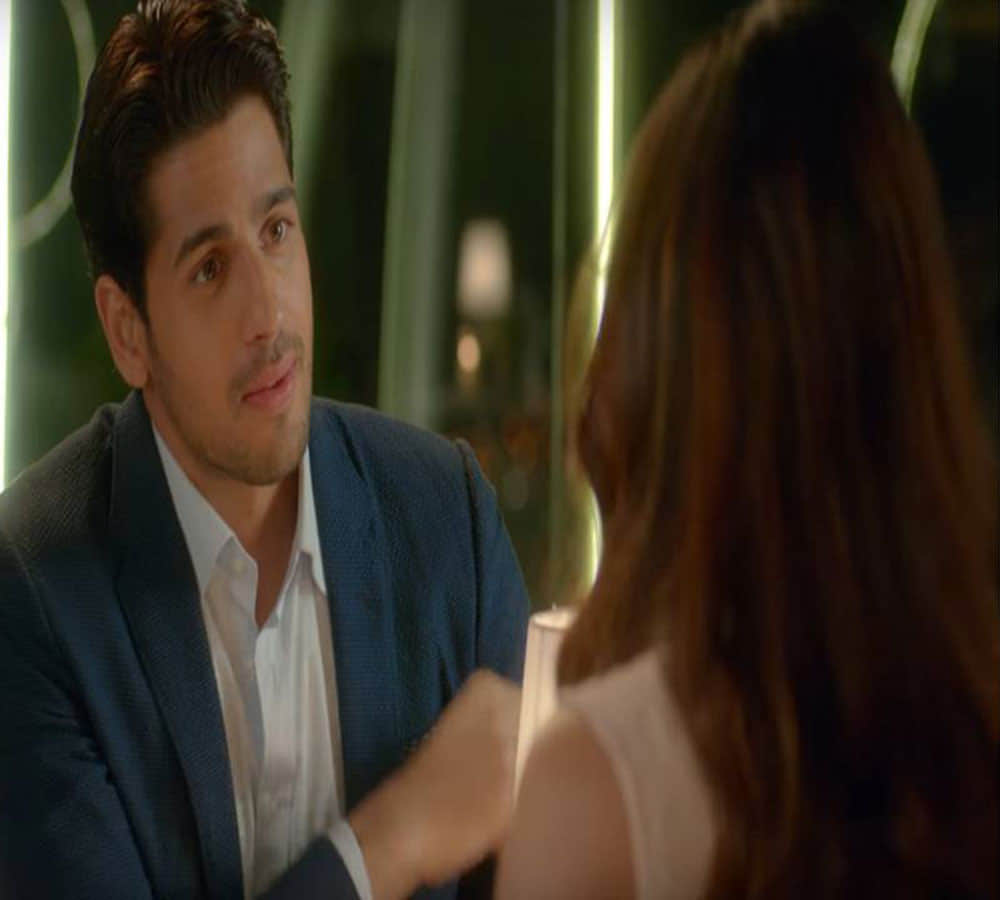 siddhath malhotra propose to priyanka chopra on valentine day