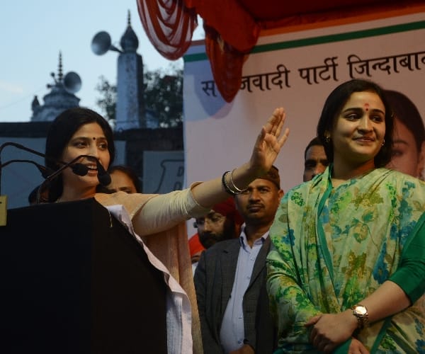  aparna yadav and dimple yadav campaign in Lucknow.