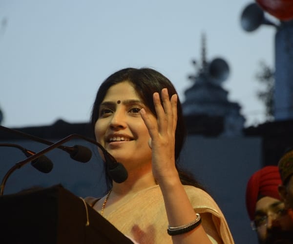  aparna yadav and dimple yadav campaign in Lucknow.