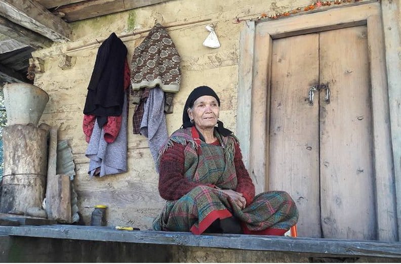 Single Women Lives in Himachal park Deep Forest.
