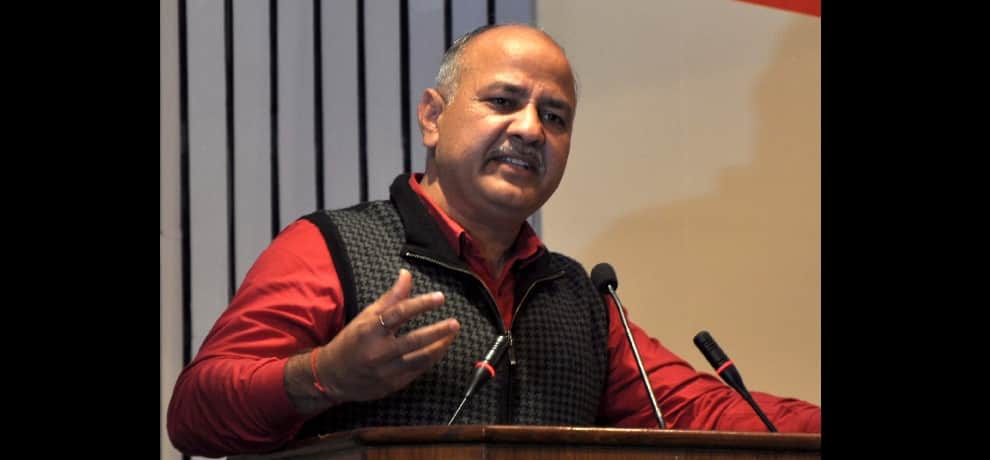  manish sisodia offers love couples to come Delhi for romance 