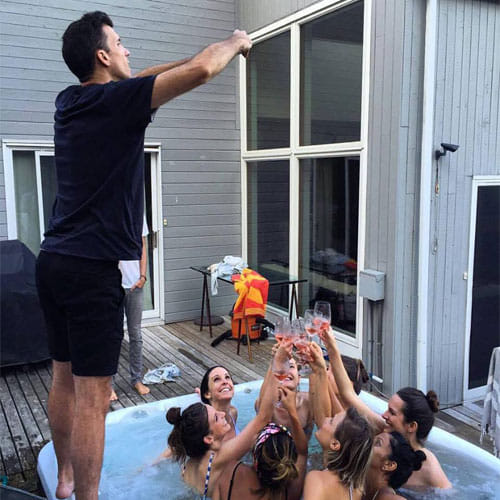Boyfriends Go Extra Limits To Take Their's Girlfriend's Perfect Picture