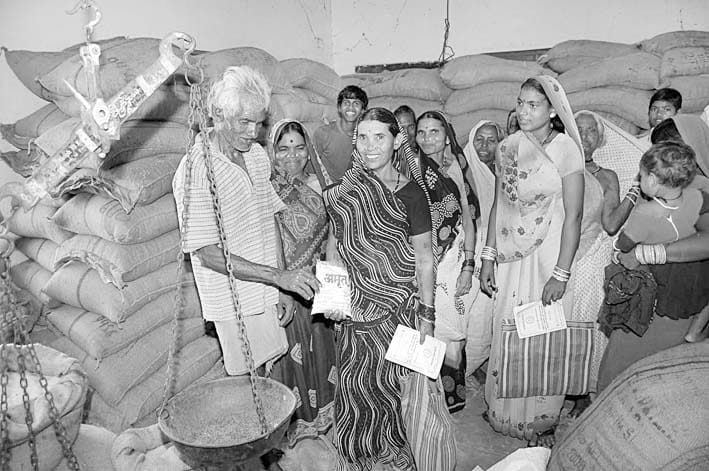 small efforts Opens bales