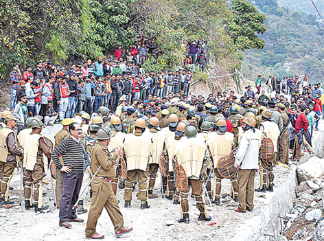opposing of Banganga-Arddhkunwari link road