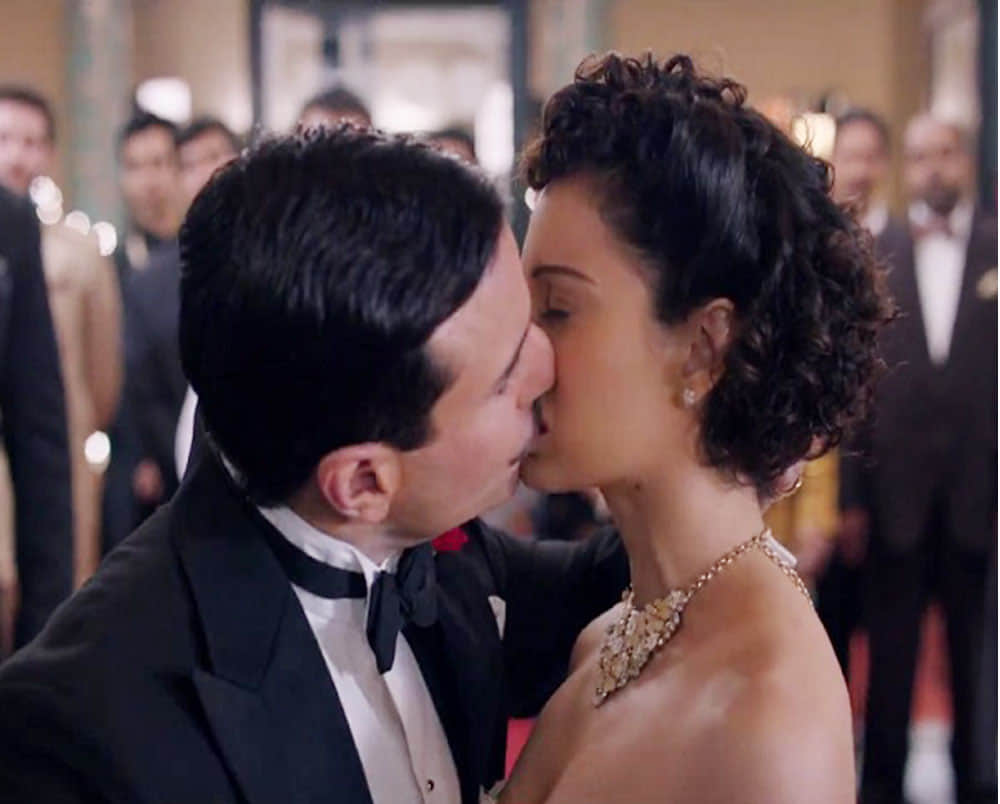 'Rangoon' lovemaking scenes are breaking the internet