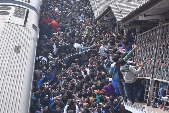 Shah Rukh Khan booked for rioting, damaging railway property