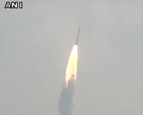 Know about 10 facts of ISRO's world record