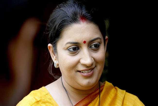 smriti irani in kanpur today