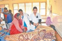 Black bandaging nursing staff expressed opposition, Karnal