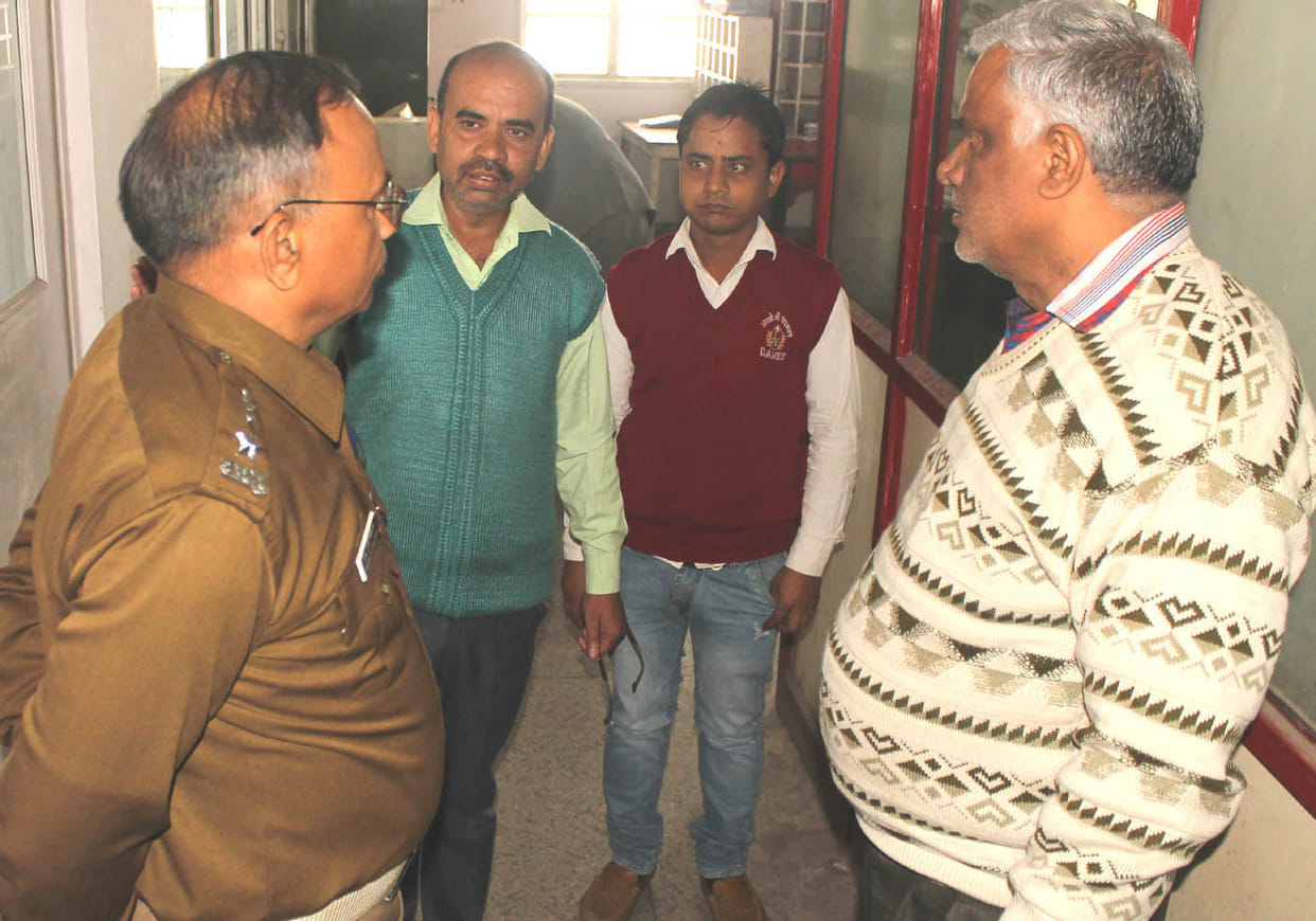 Farm sales, cracked down on bogus, 100 raids on shops