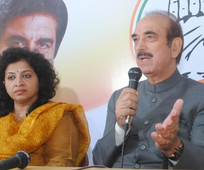 gulam nabi azad speaks about priyanka vadra role in UP election.
