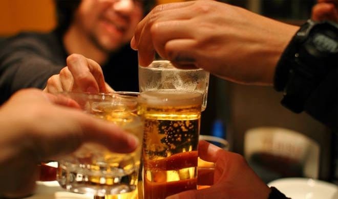 Government employees must give up job, then found a drank