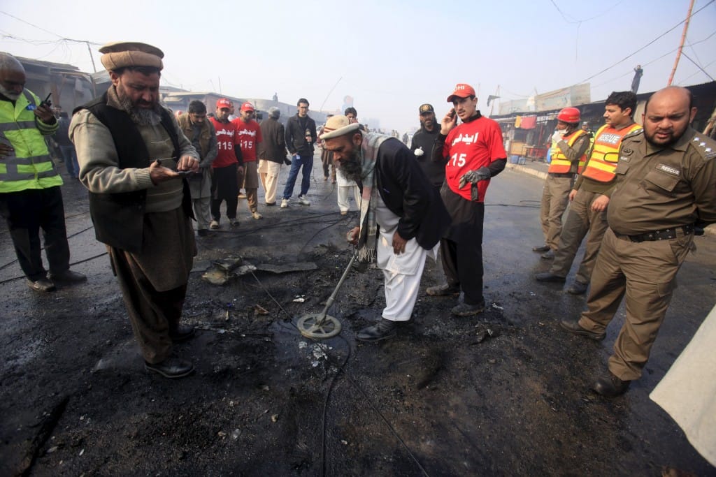 8 killed in two suicide attacks in northwest Pakistan