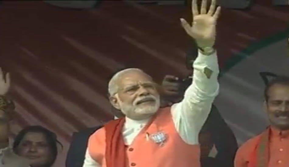 pm modi 7 big comments on opponent parties in up election