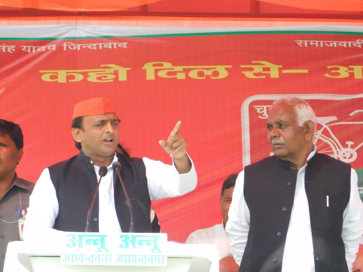 sapa ne nahin kiya tha achchhe dinon ka vaada: akhilesh