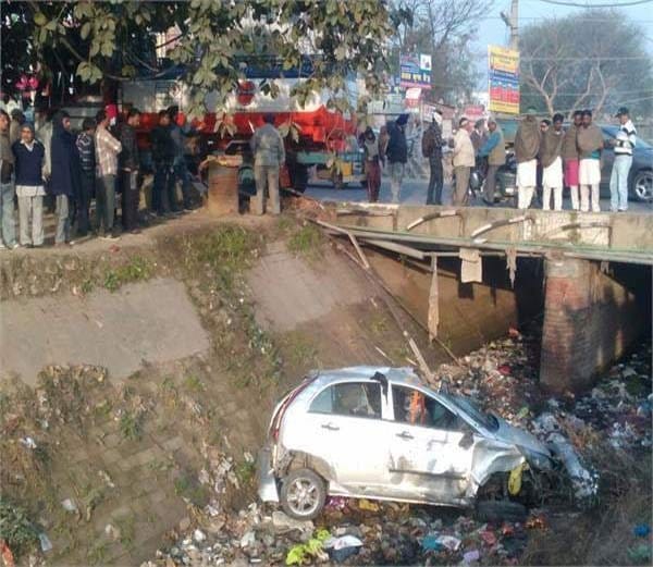 nri man and his daughter-in-law killed in road accident at jalandhar of punjab