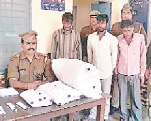 nashe ke liye ki thi loot