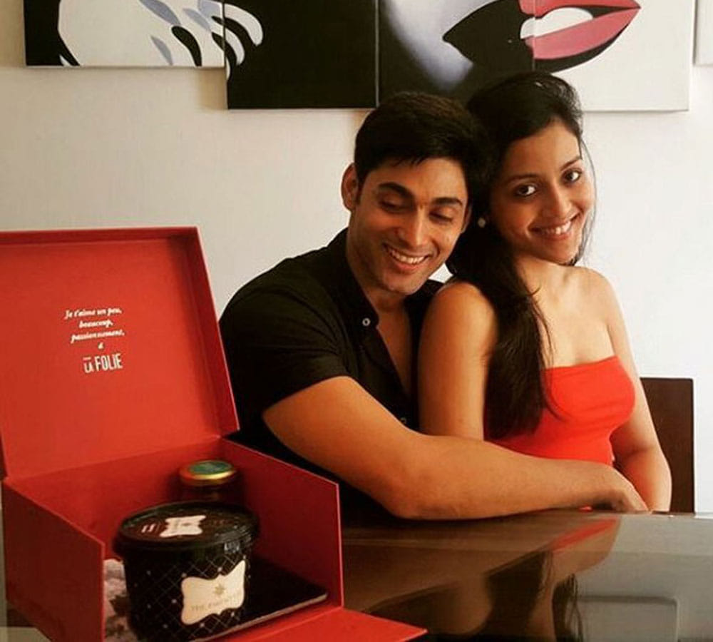 ruslan mumtaz share his private photos with wife