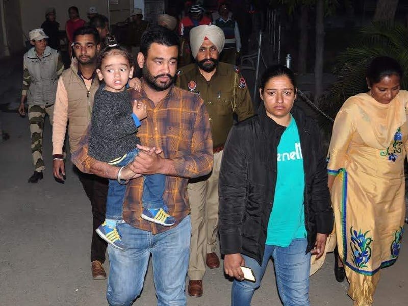 Siblings of property dispute, DIG commotion in the office, tried to fire brother, Case Patiala
